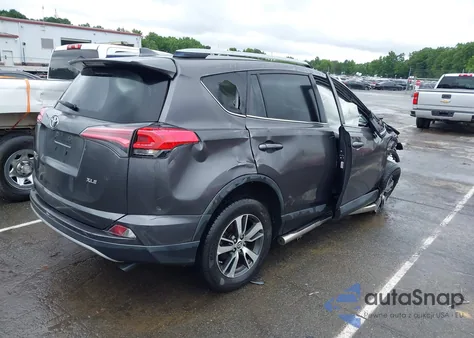 2018 Toyota Rav4 Xle из США, поврежденный, VIN JTMWFREV3JJ184752
